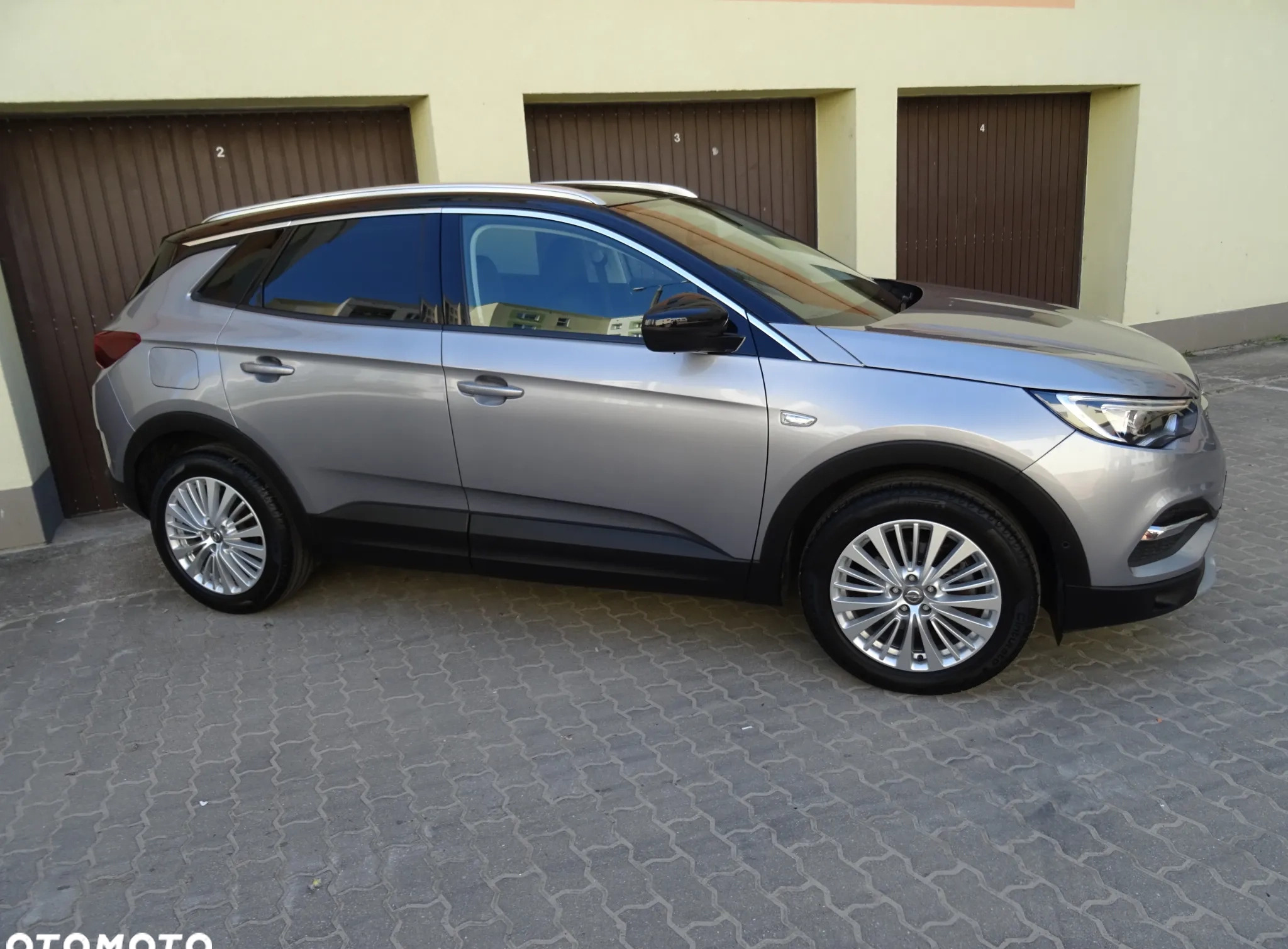 Opel Grandland X cena 72900 przebieg: 116000, rok produkcji 2019 z Puławy małe 326